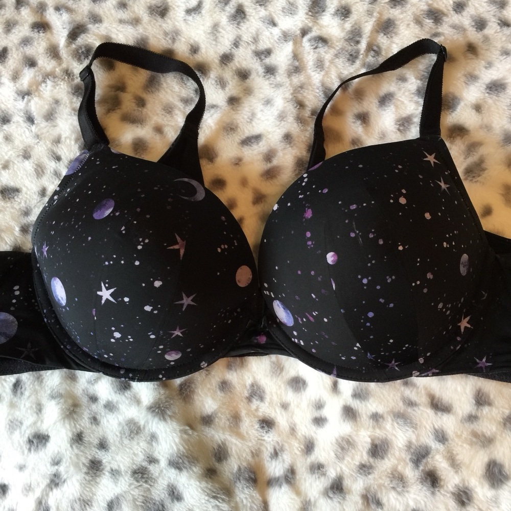 Torrid bra size 44B